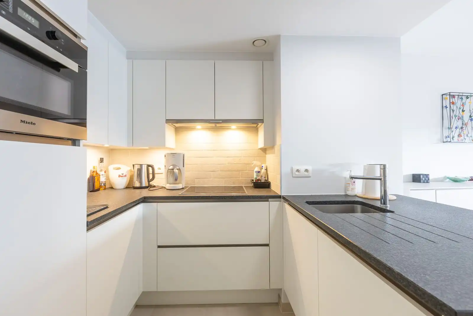 Prachtig appartement met 2 slpk en zonnig terras in jonge residentie foto 9