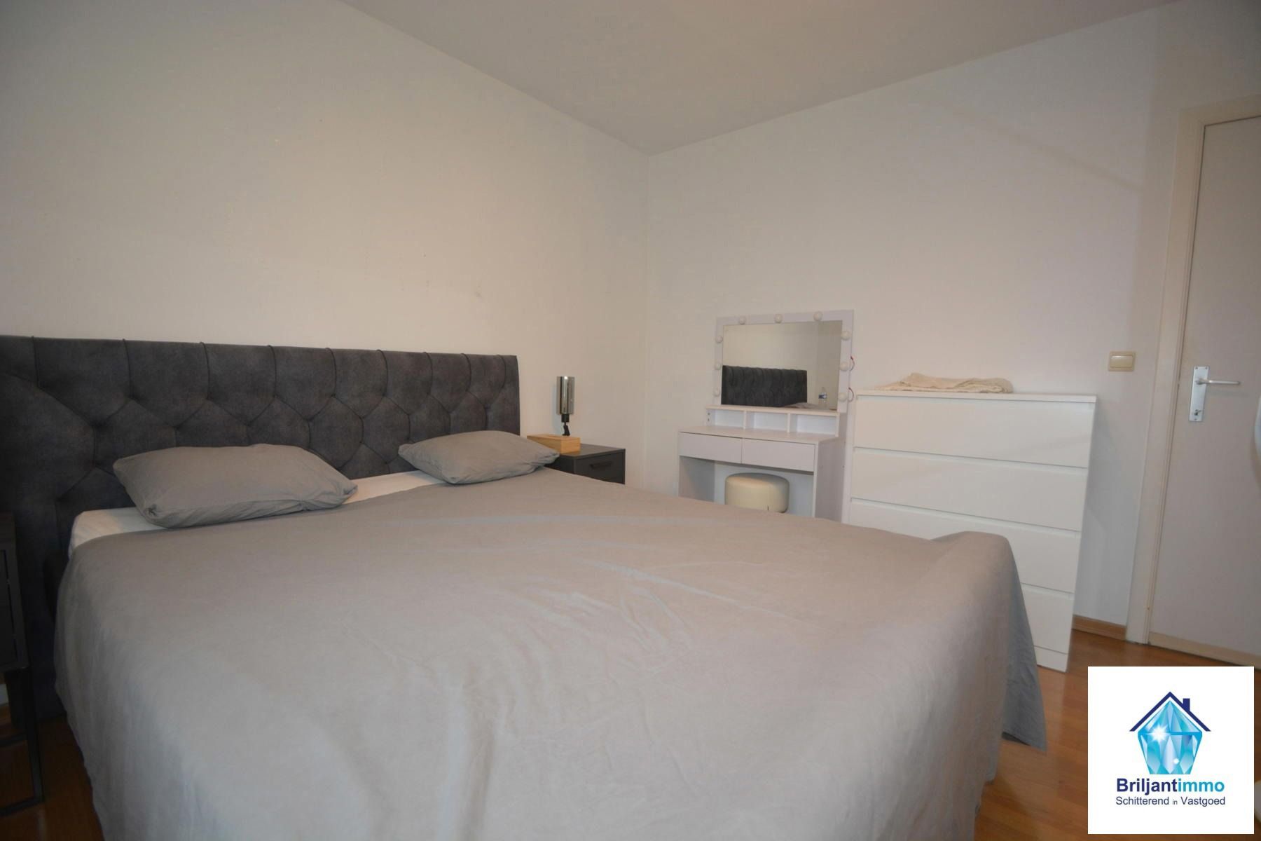 Ruim en instapklaar appartement op fietsafstand van centrum foto 9