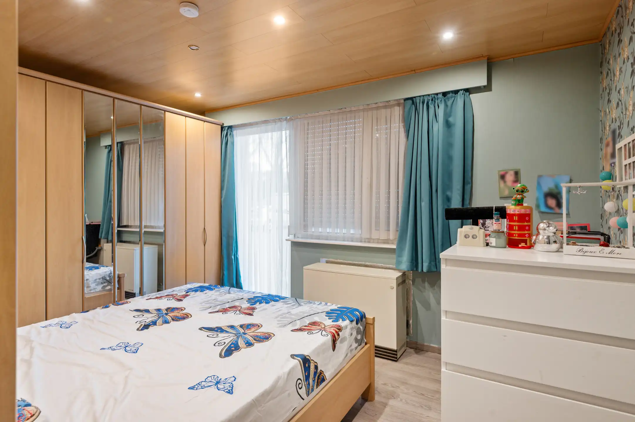 Ruim en verzorgd gelijkvloers appartement met 3 slaapkamers foto 12