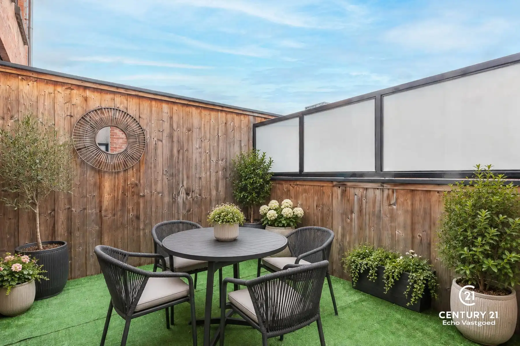 Exclusief gerenoveerd triplexappartement in hartje Turnhout foto 10