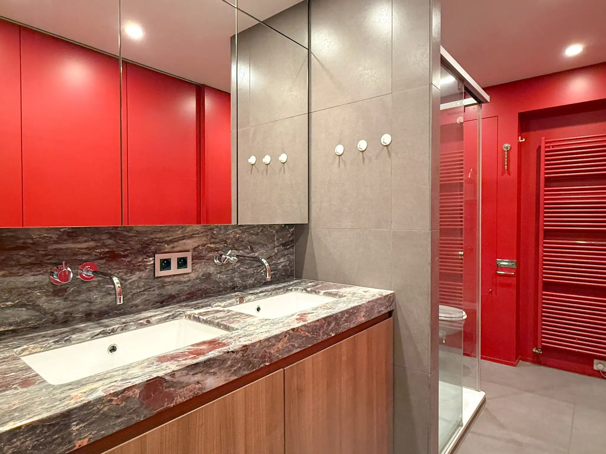 Instapklaar appartement met 1 slaapkamer op topligging in Beveren foto 10