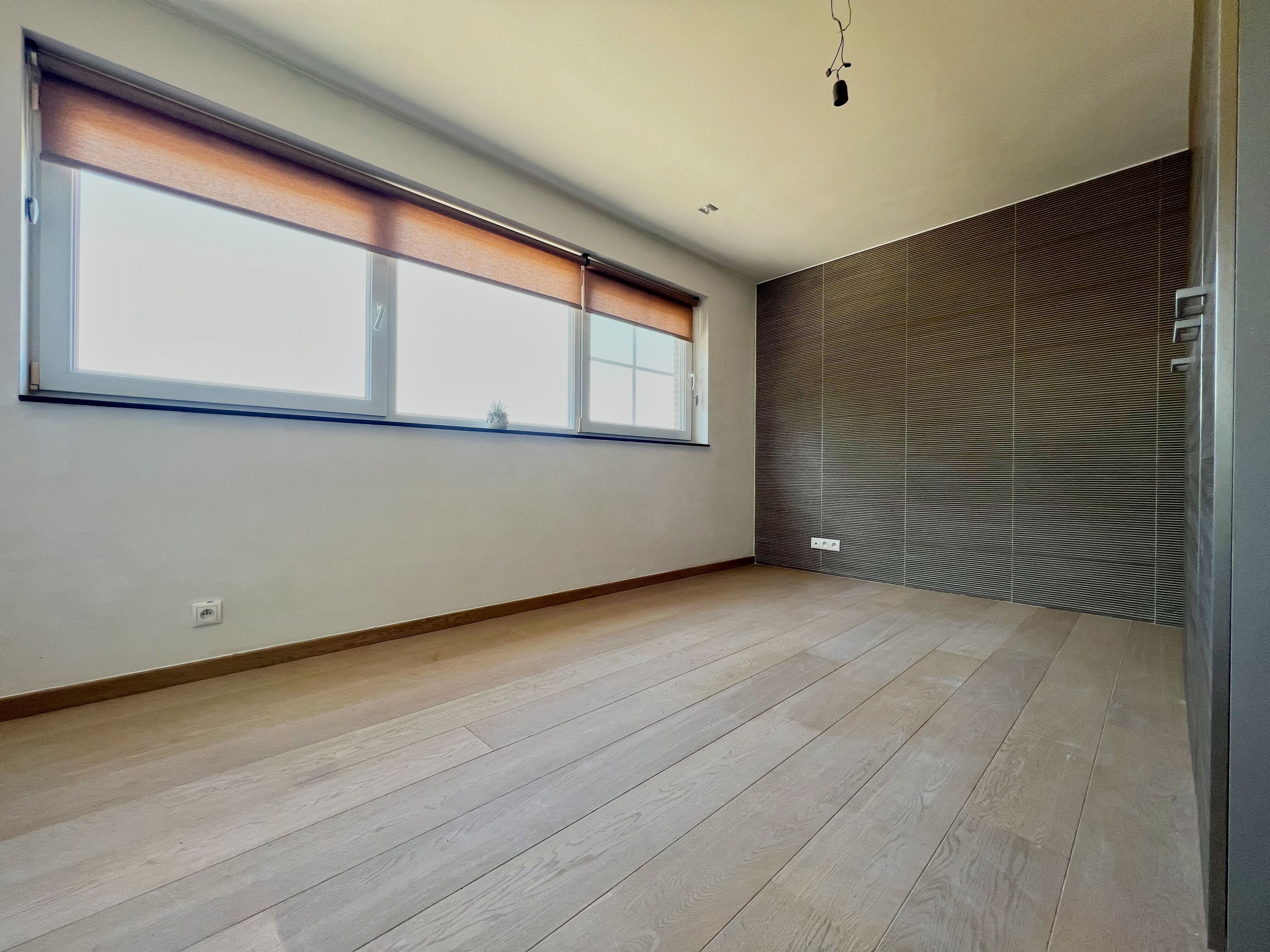 Ruime, lichtrijke woning op prachtig perceel van 1700m² foto 20