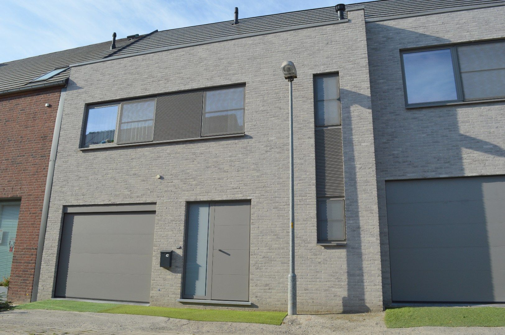 Instapklare woning met 3 ruime slaapkamers en enorm rustige ligging foto {{pictureIndex}}