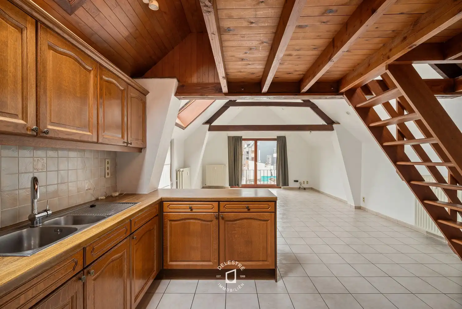 Kwalitatief verhuurde investeringseigendom 5 APP. EN 5 GARAGES in het centrum van Ninove foto 17