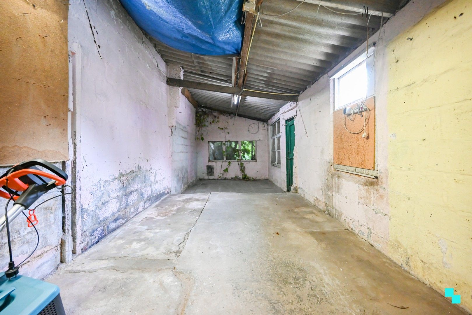 Eéngezinswoning met garage op grens Izegem / Lendelede foto 15