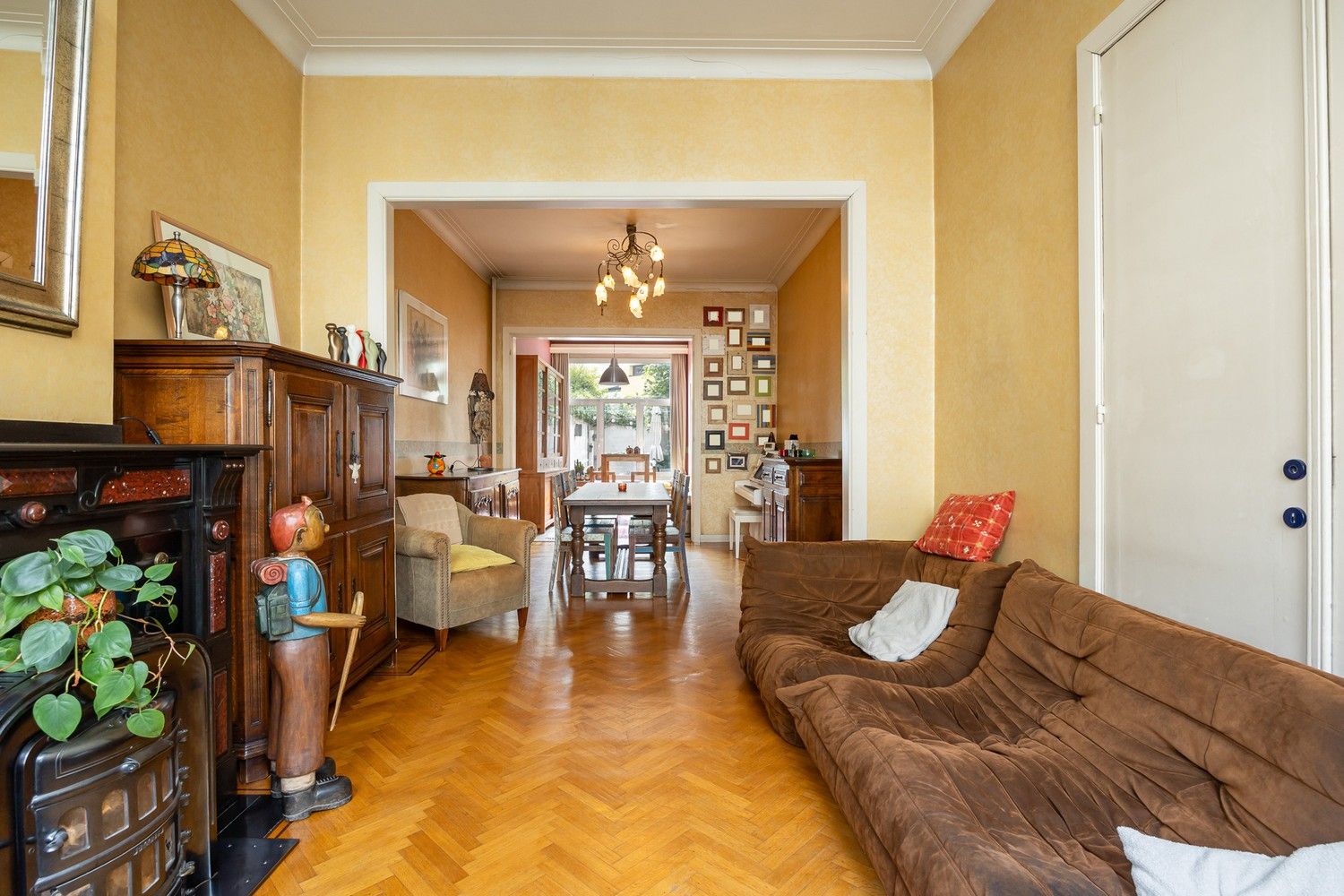 Op te frissen burgerwoning gelegen aan de Zurenborgwijk. foto 10