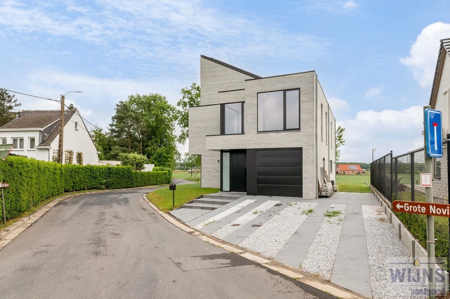 ZEER RUIME NIEUWBOUW OPEN BEBOUWING MET PRACHTIG VERZICHT OVER WEILANDEN foto 5