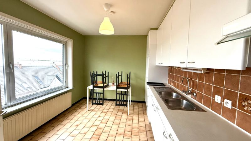Ruim, centraal gelegen appartement met 2 slaapkamers en terras foto 7