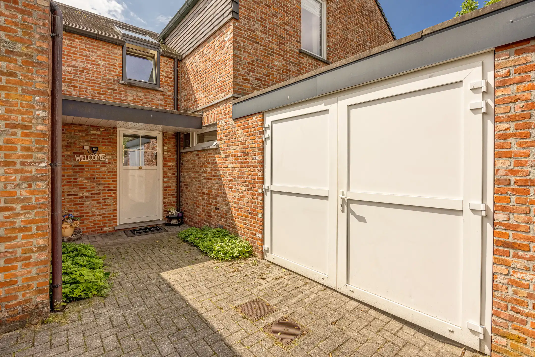 Ruime woning met 4-5 slpks en bedrijfsruimte in Turnhout. foto 3