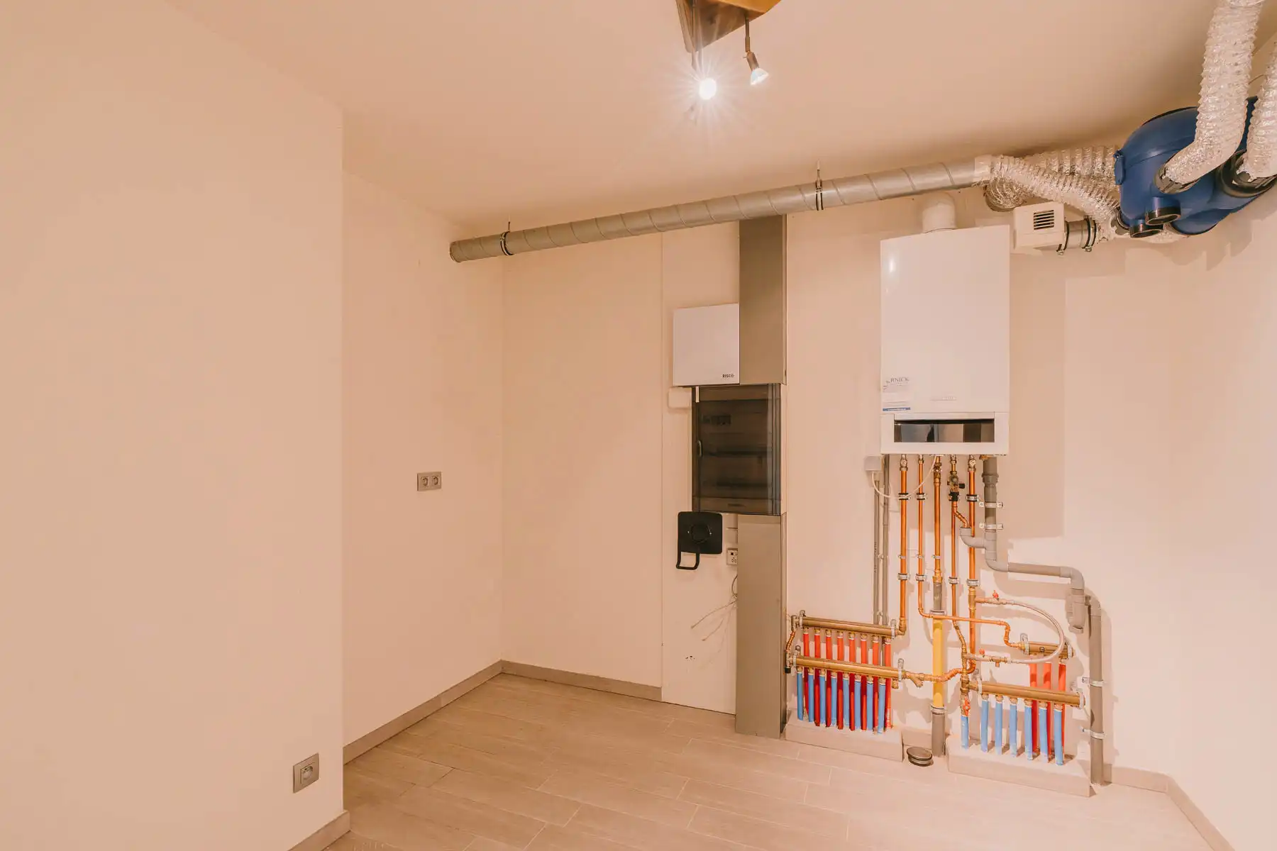 Instapklaar gelijkvloers appartement met riant ruimtegevoel foto 24