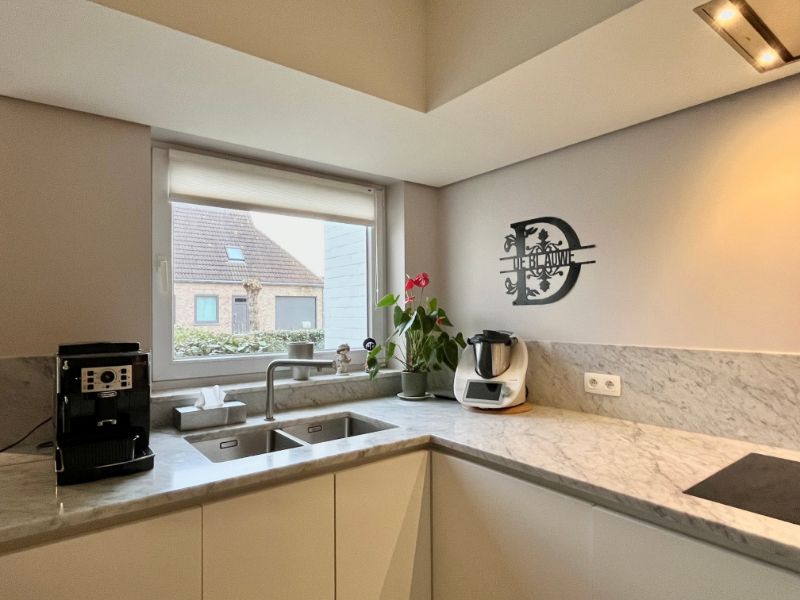 Gemeubeld villa-appartement met rustige ligging! foto 13