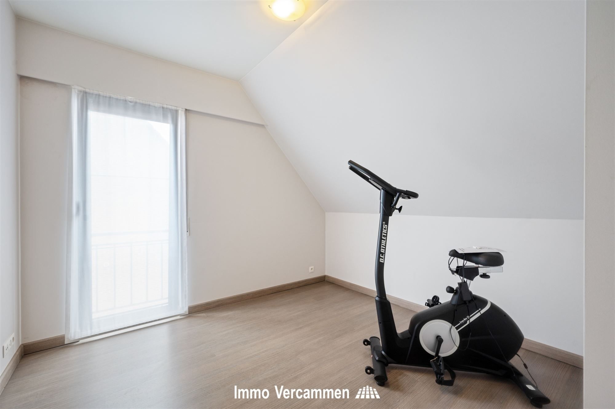 Recent, perfect instapklaar dakappartement te Putte foto 10