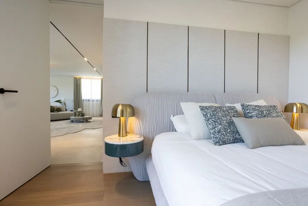 Prachtige moderne villa in het hart van Nueva Andalucía met uitzicht op de bergen foto 13