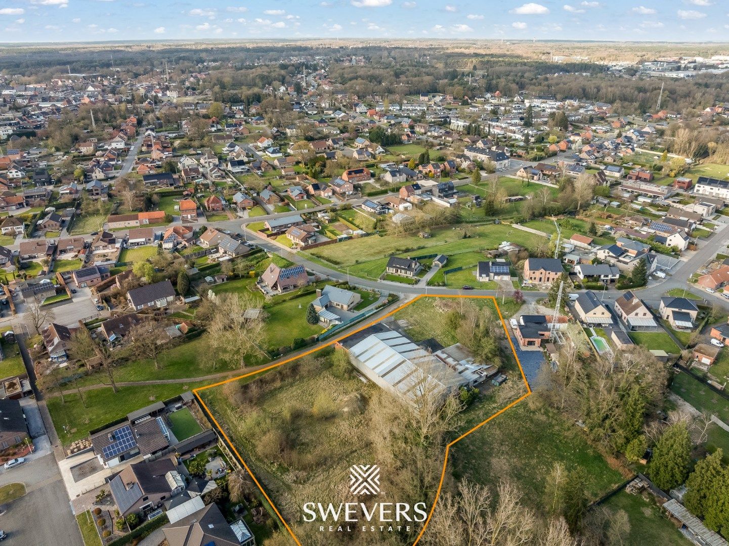 Groot sportgebouw met woonst op een perceel van 77a 60ca (of herverkaveling) foto 29