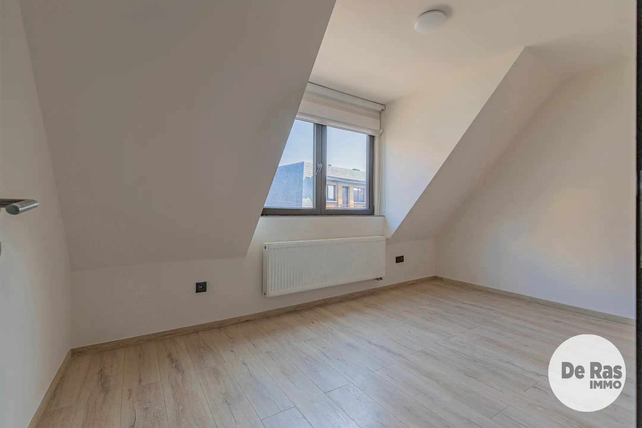 GENT - Instapklare woning met 4 slaapkamers en terras foto 13