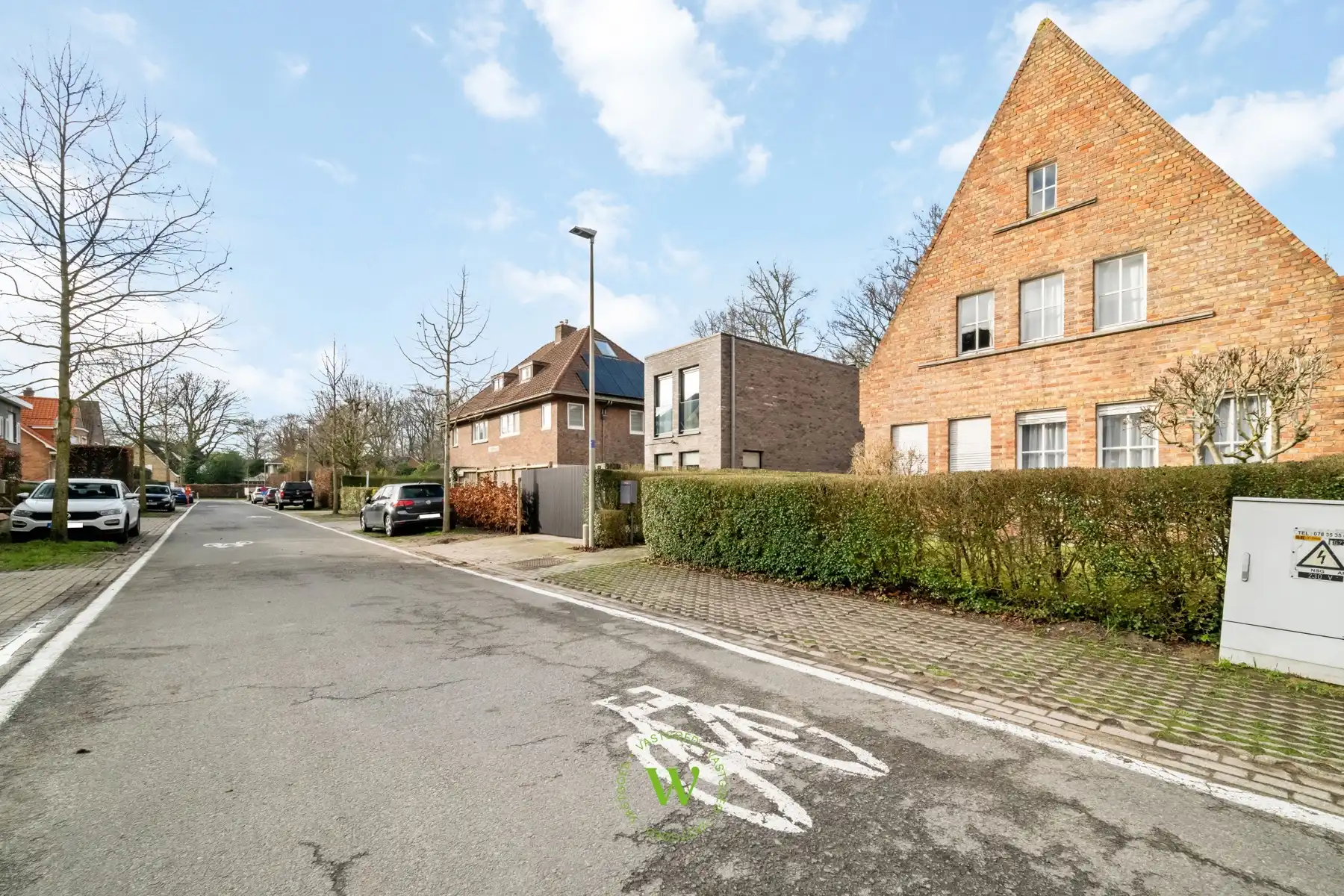 Hoofdfoto van de publicatie: Woning met veel potentieel in fietsstraat in Sint-Michiels