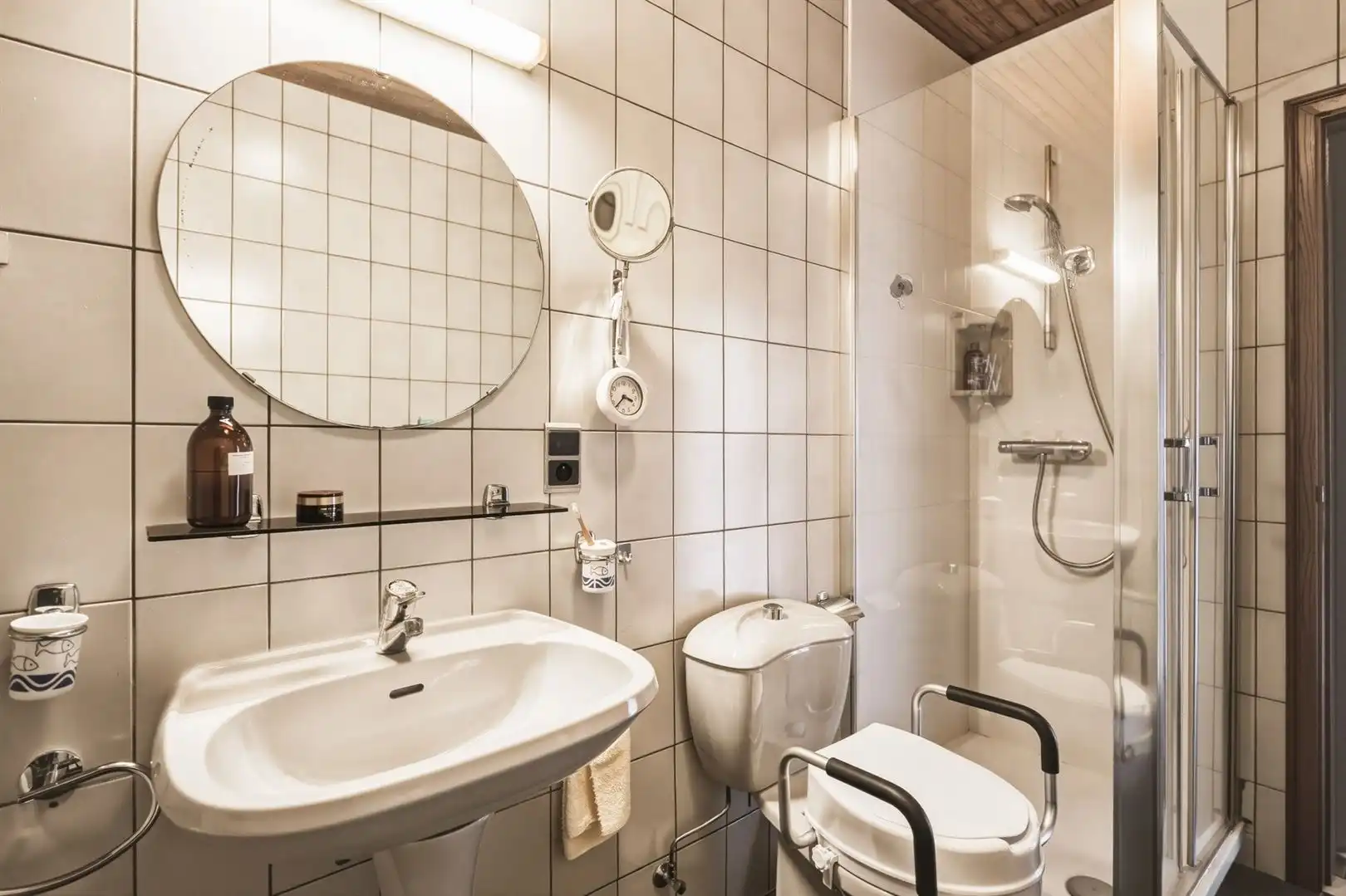 Gezellig gelijkvloers wonen met garage en tuin in rustige wijk ‘De List’ foto 16