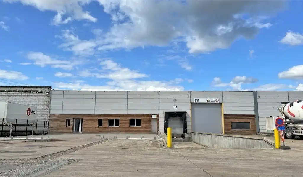 Magazijn te huur vlakbij afrit E17 te Sint-Niklaas foto 21