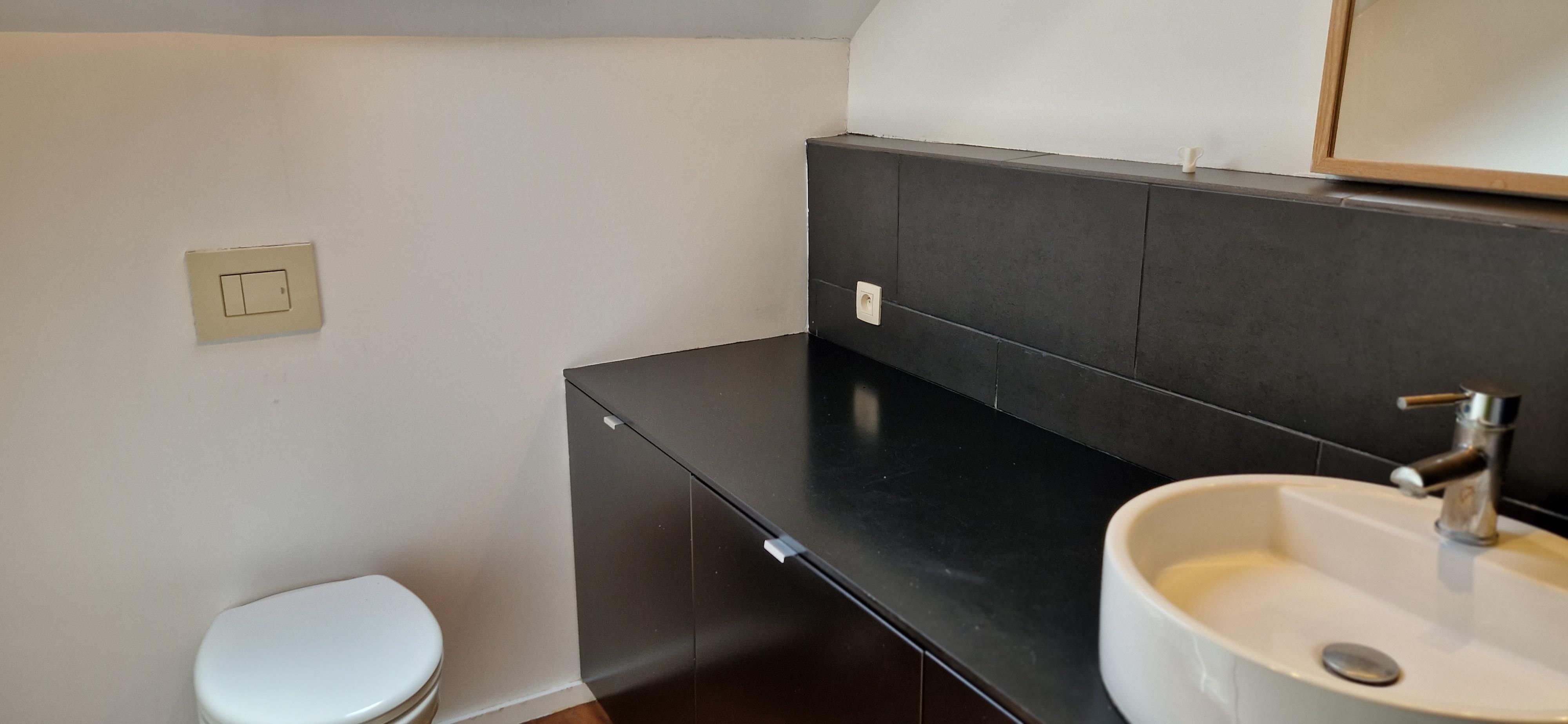 Karaktervolle HERENWONING met mooie leefruimten, 4 slaapkamers en een rustgevende tuin  op 1 are 70 ca.   foto 35