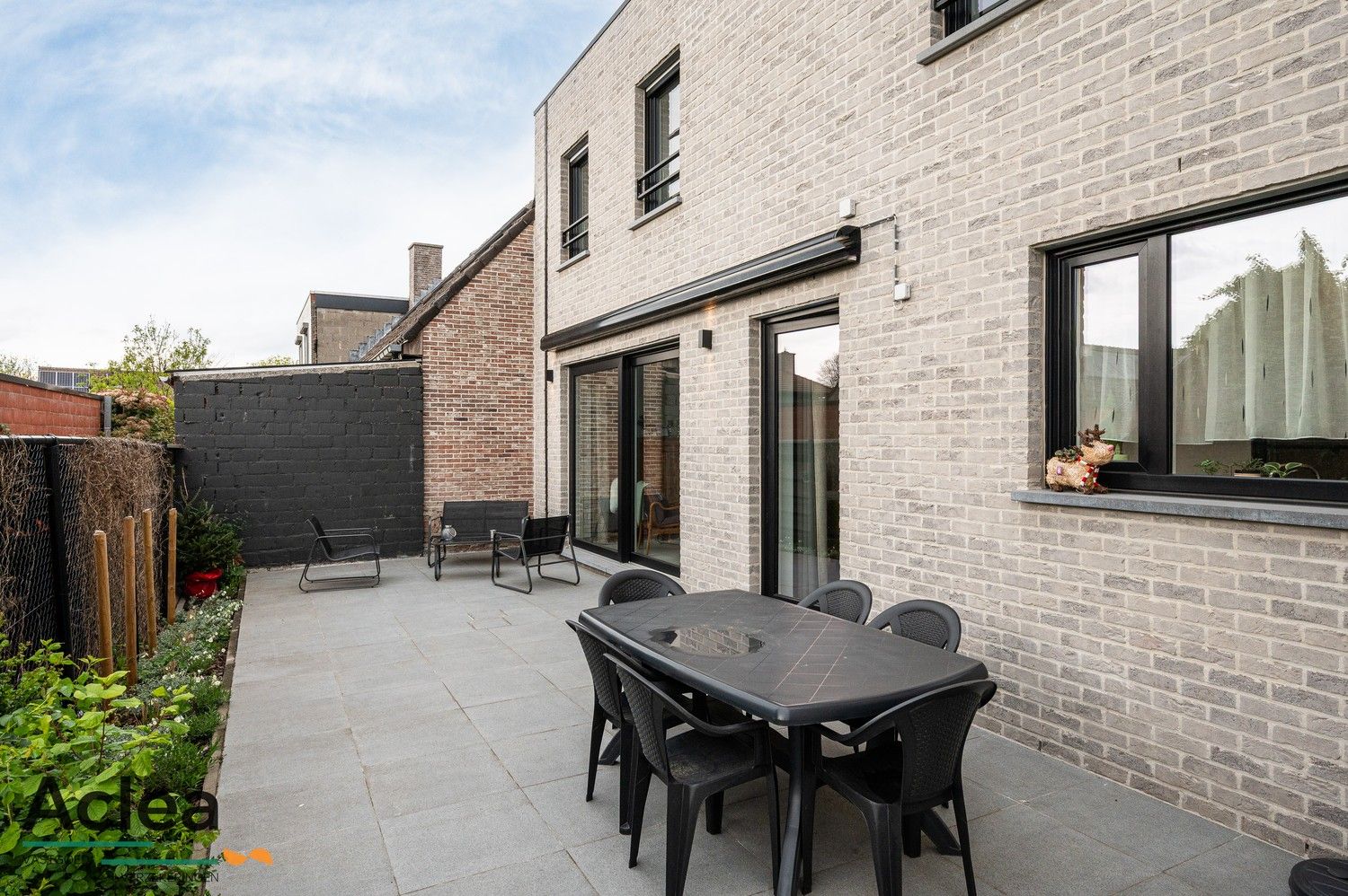 Moderne woning met 3 slaapkamers foto 32