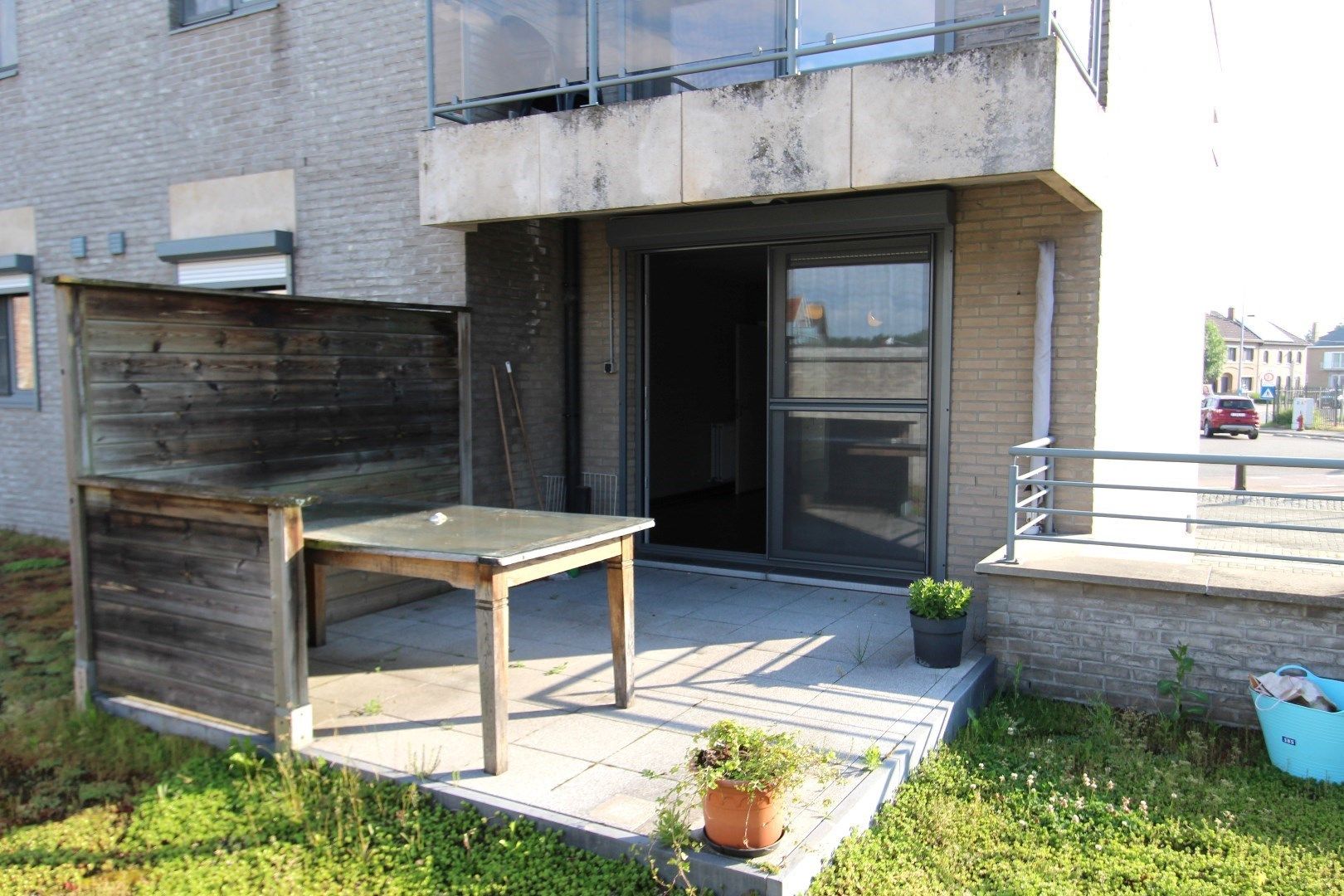 Gelijkvloers appartement met ruim zonneterras en garage - centrum Tongeren foto 6