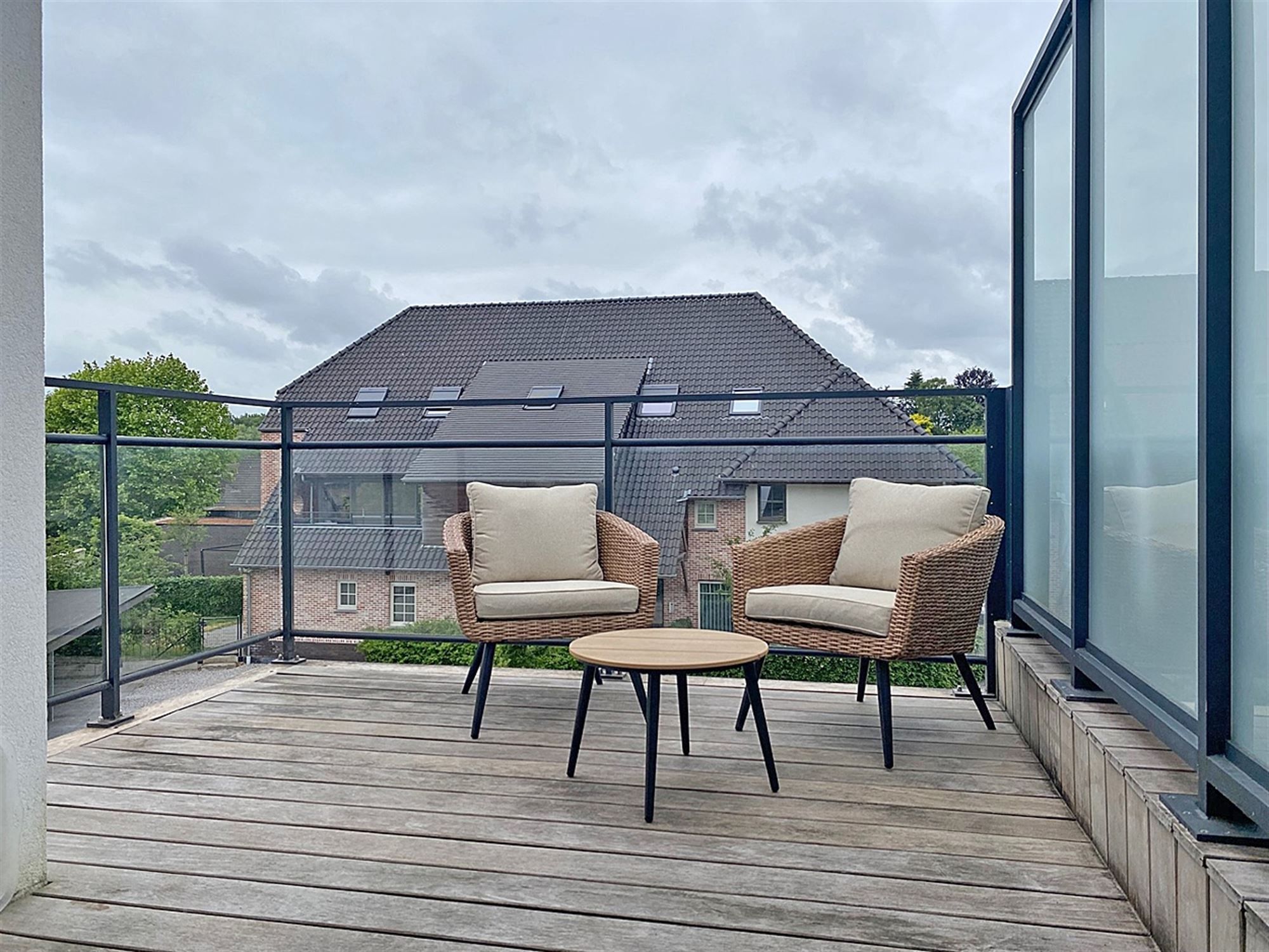 Instapklaar APPARTEMENT (duplex) met 3 slaapkamers, terras en garage foto 7