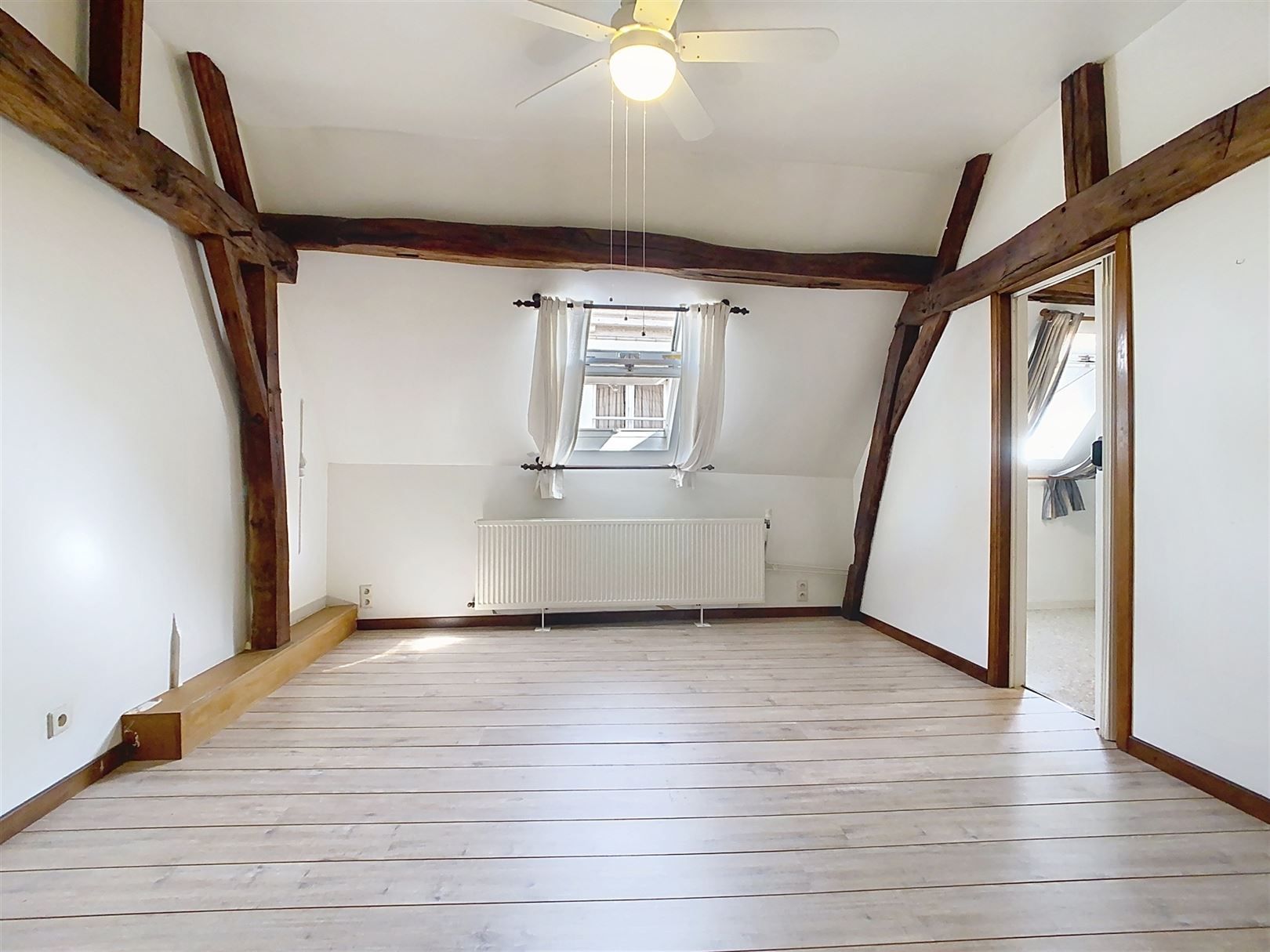 Stadswoning, 1 slpk en terras + optie handel foto 24