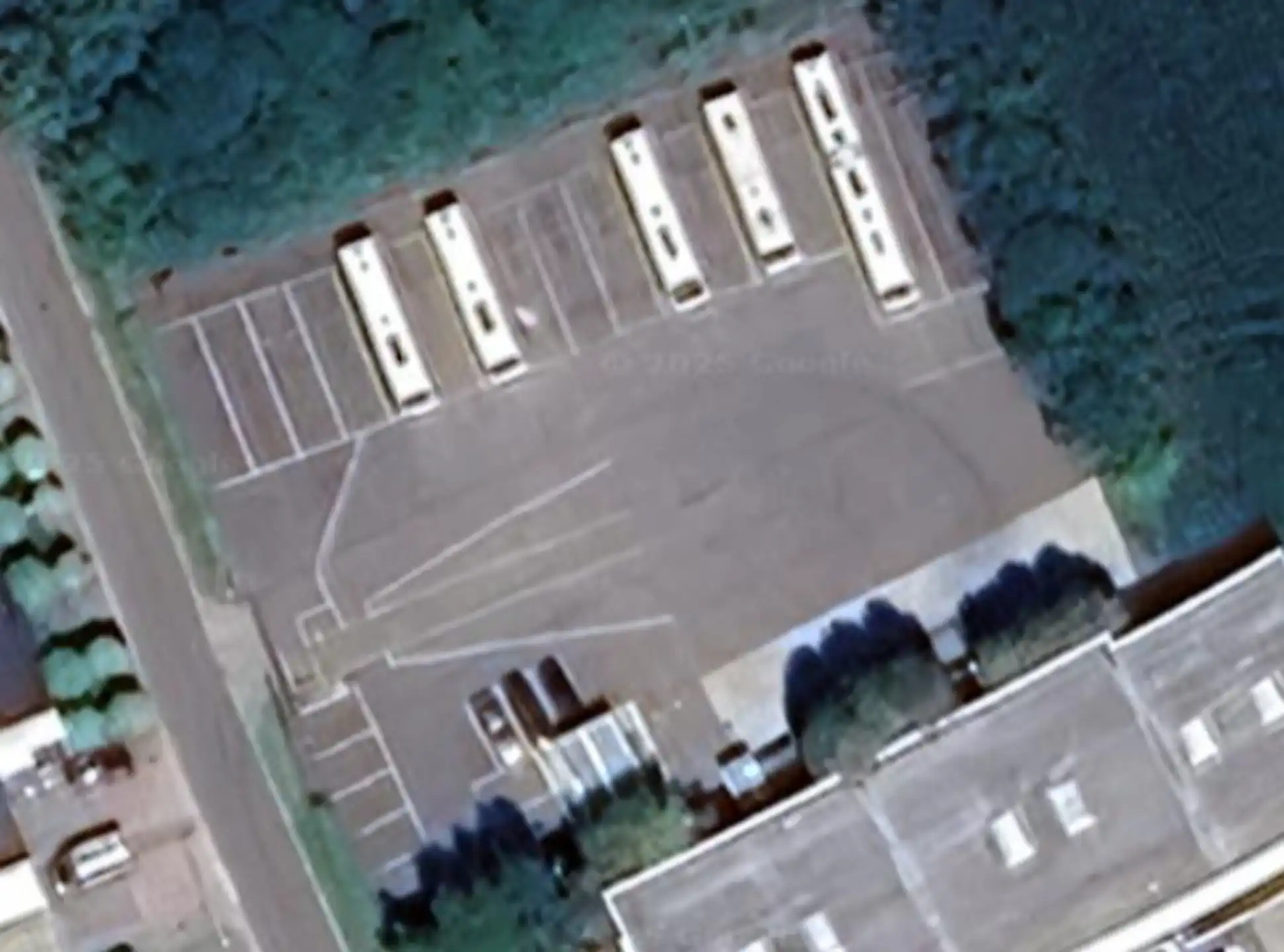 Industriegrond / verhard terrein te koop – 3.648 m² – Hofstraat 11, Tessenderlo-Ham foto {{pictureIndex}}