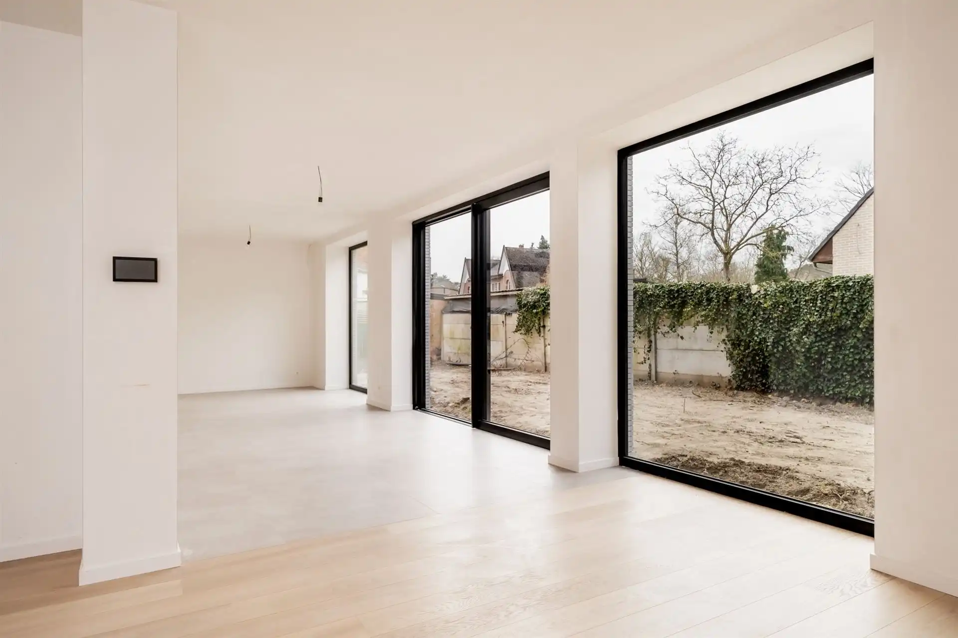 Luxe nieuwbouwvilla, innovatief design - enkel registratie foto 14