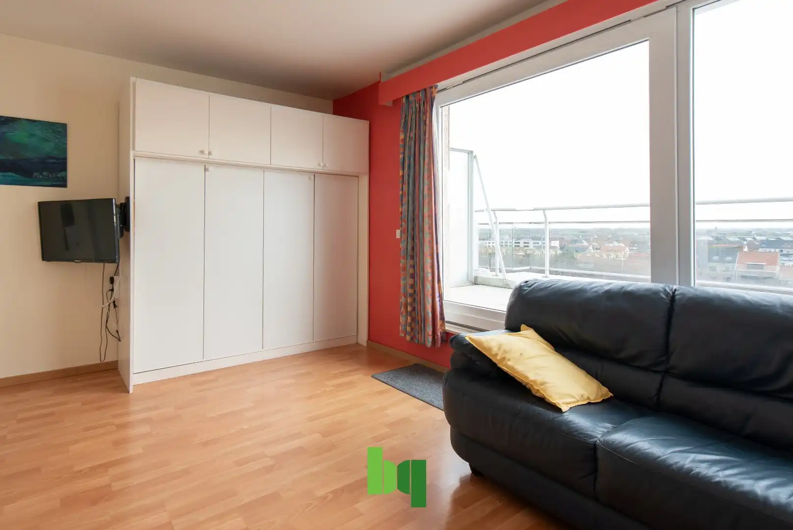 Gezellig en lichtrijk appartement met open zicht en groot zonneterras foto 2