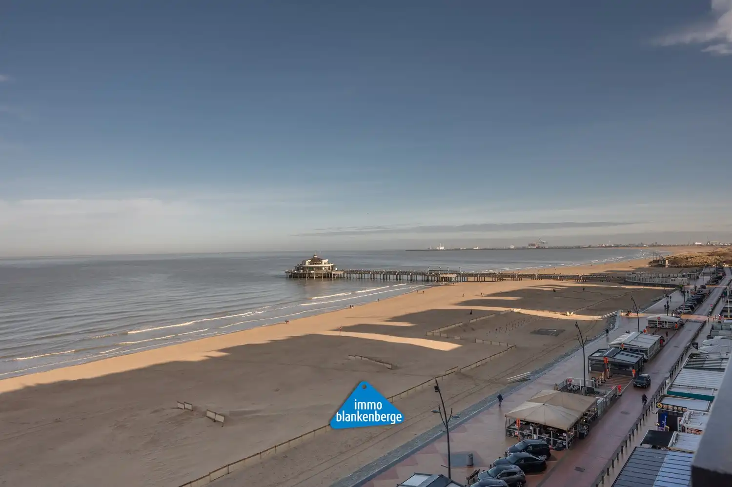 Mooie gemeubelde studio met slaaphoek in Residentie Strand op de Zeedijk foto 16