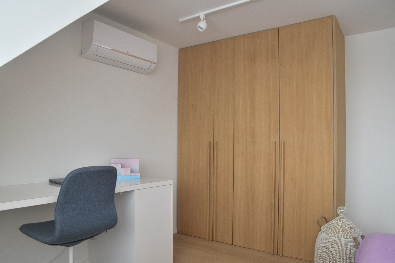 Stijlvolle moderne woning met smart home in Zwijnaarde foto 12