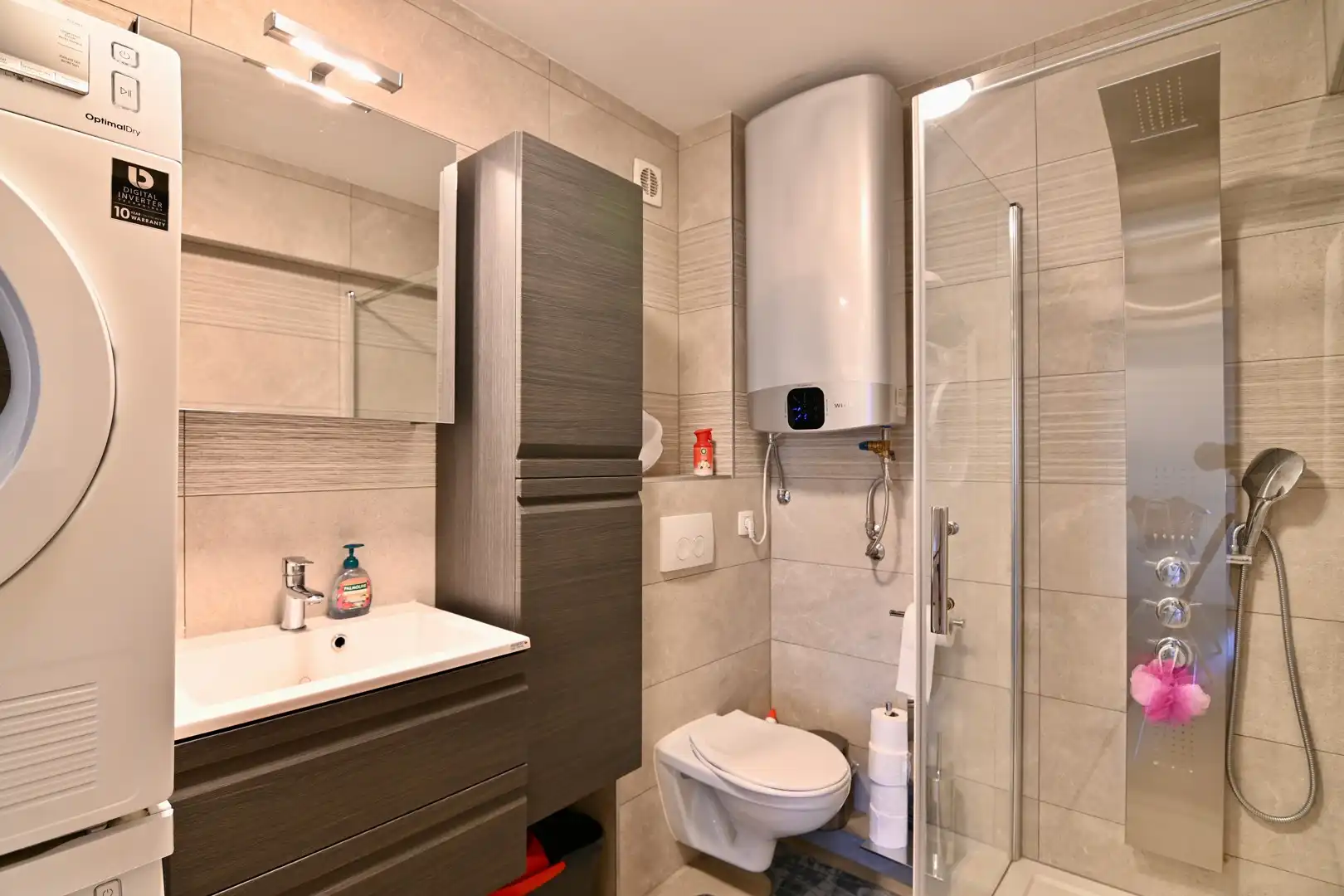 Instapklaar appartement met 2 slaapkamers in het centrum van Sint-Truiden (TOPLOCATIE) foto 11