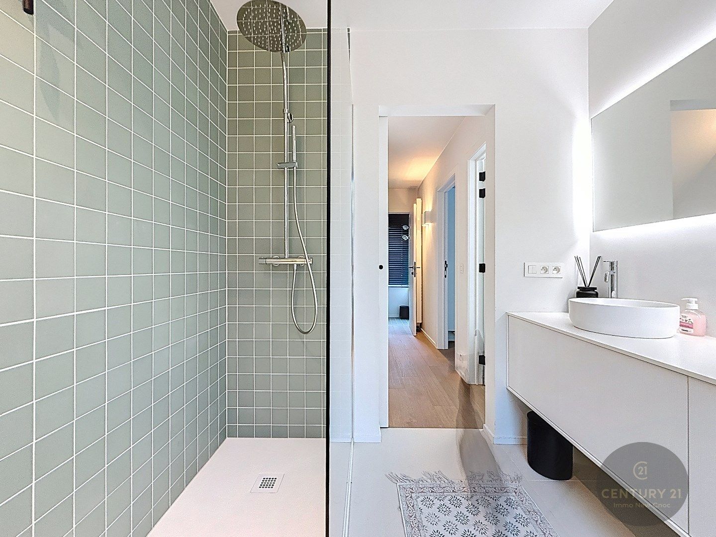 ZEER KNAP gerenoveerde woning te Heist! foto 22