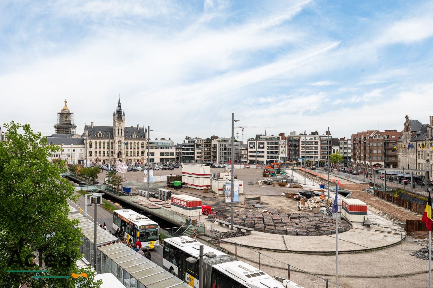 Op te frissen appartement met zicht op de markt van Sint-Niklaas foto 32