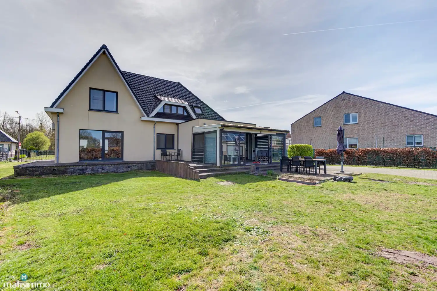 GERENOVEERDE WONING MET 3 SLAAPKAMERS, RUIME GARAGE EN TUIN (11A 40CA) TE BILZEN foto 32