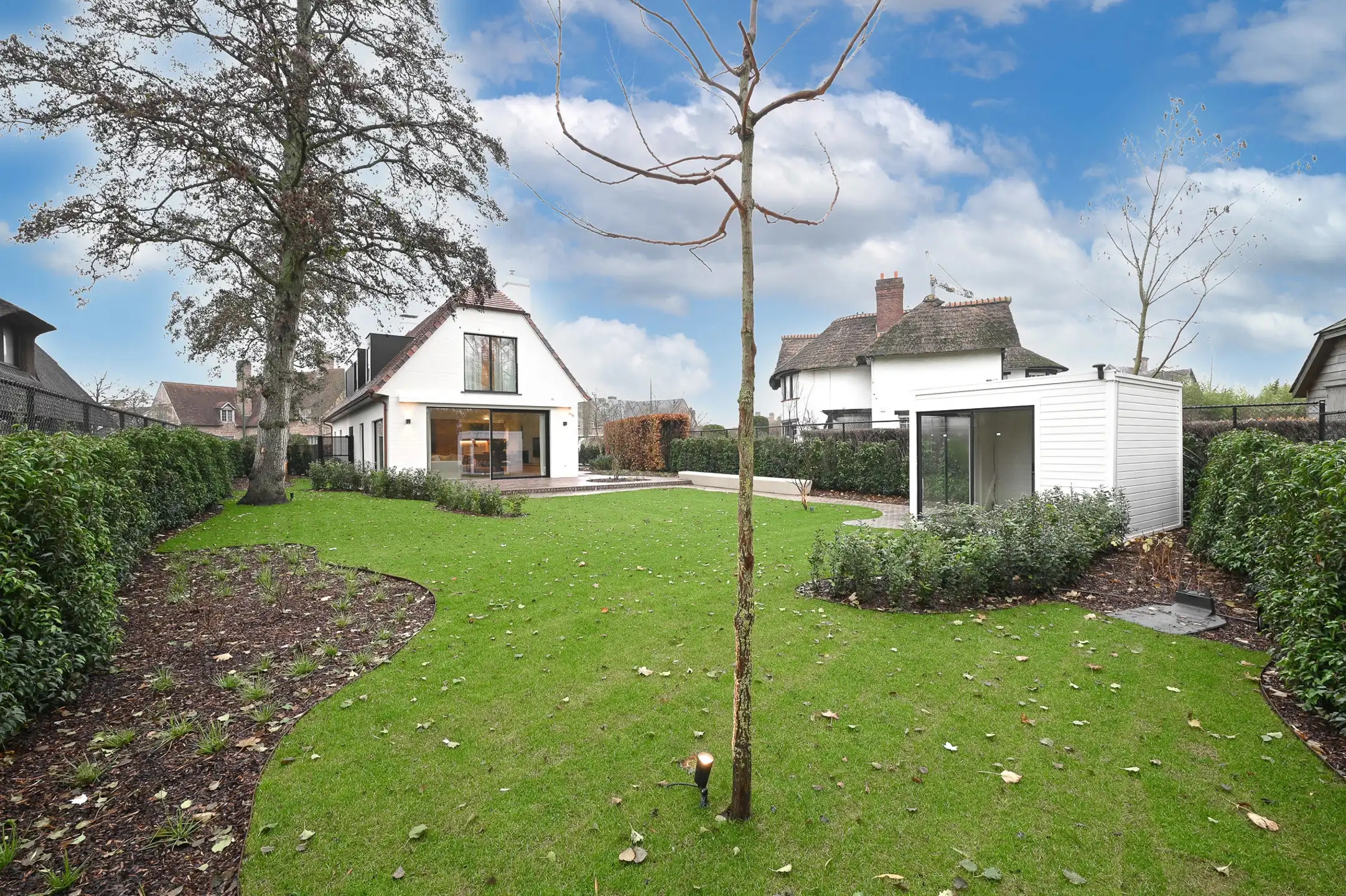 Alleenstaande villa, gelegen in een residentiële omgeving foto 48