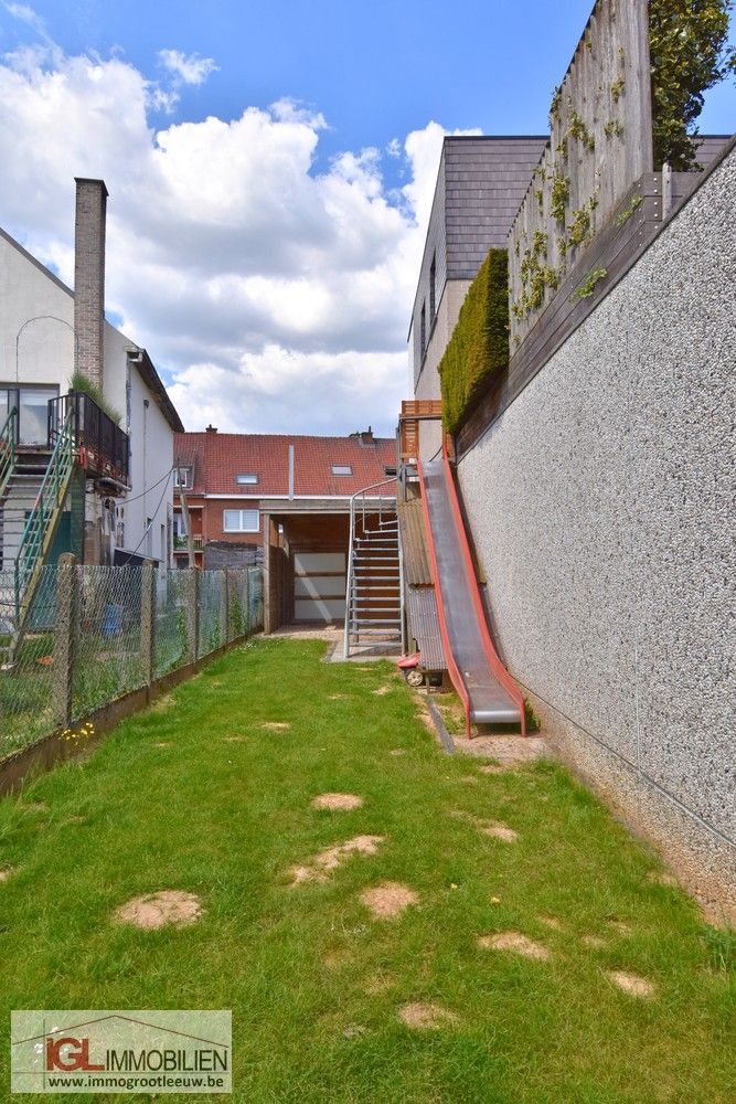 Ruime & energiezuinige woning met 4 slaapkamers, zuidgerichte buitenruimtes en 3 staanplaatsen nabij het centrum van Vlezenbeek foto 26