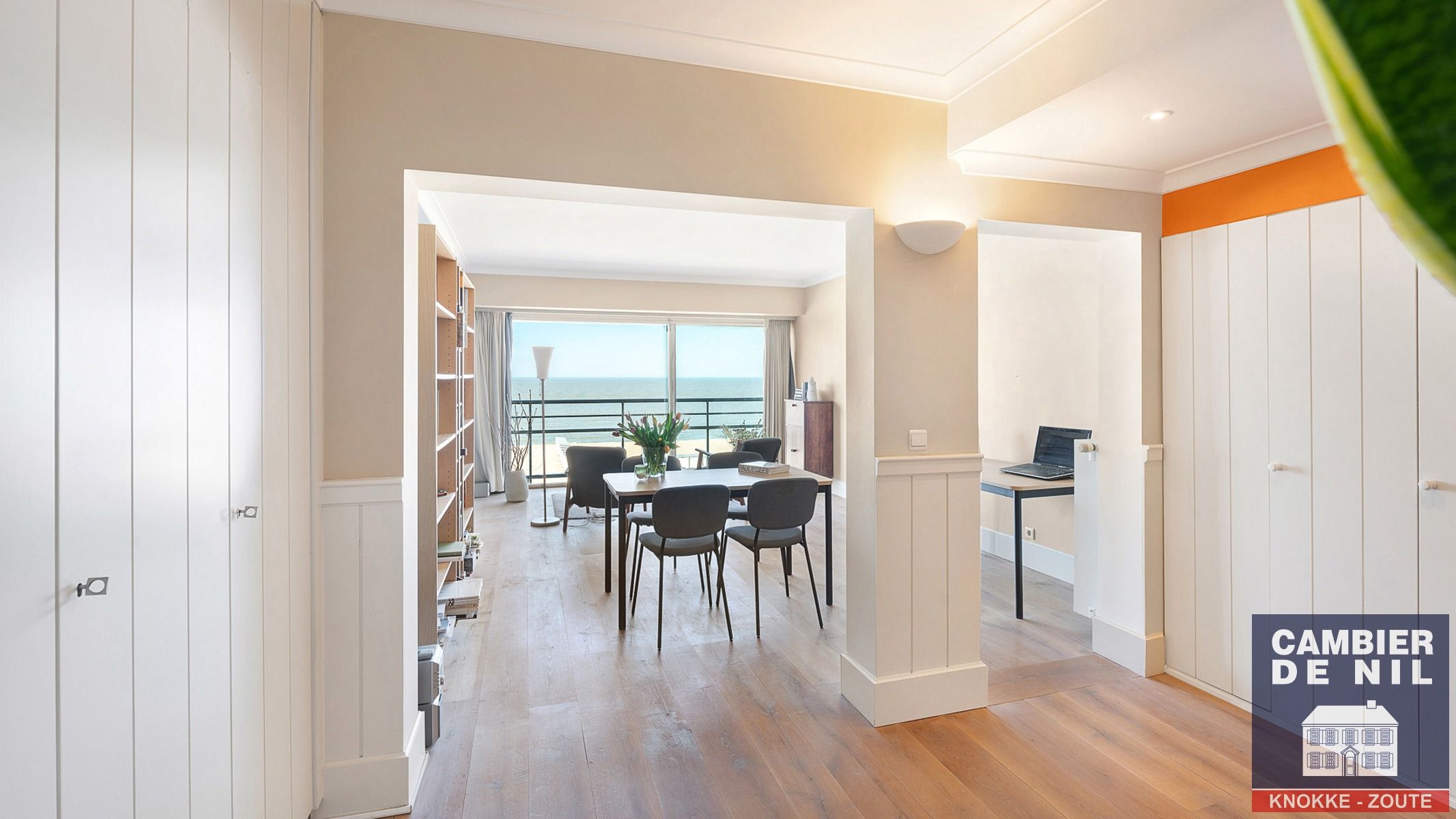 Mooie studio met panoramisch zeezicht foto 4