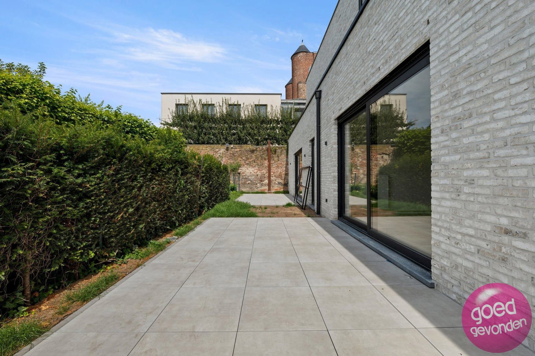 NIEUW APP - 1of2 SLK - TERRAS - KELDER - CENTRUM - GEEN BTW foto 10