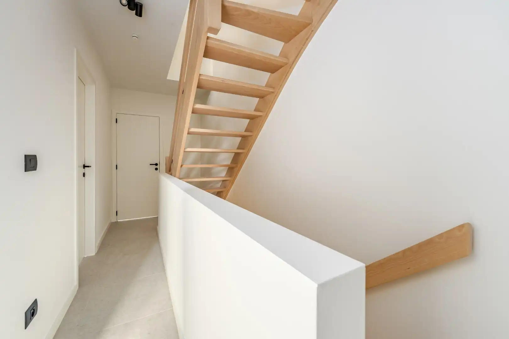 Exclusieve nieuwbouwwoning te huur met 3 slaapkamers in het hart van Brugge foto 12