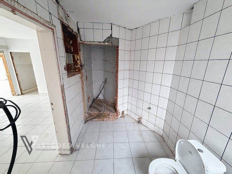 Te renoveren handelspand met duplex appartement op zichtlocatie foto 9