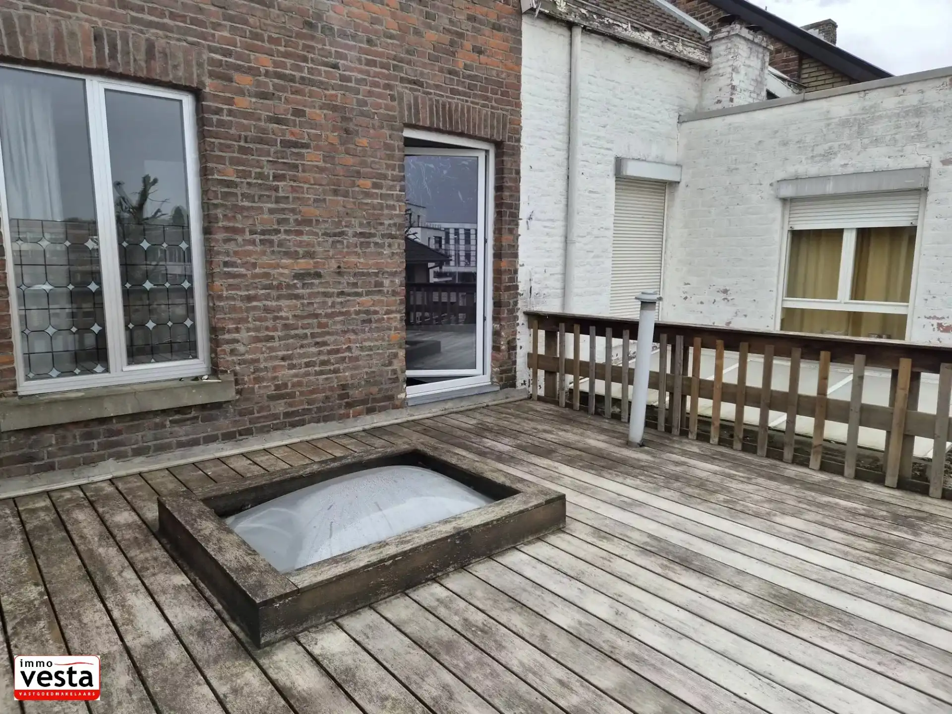 Centraal gelegen rijwoning met 3 slaapkamers foto 11