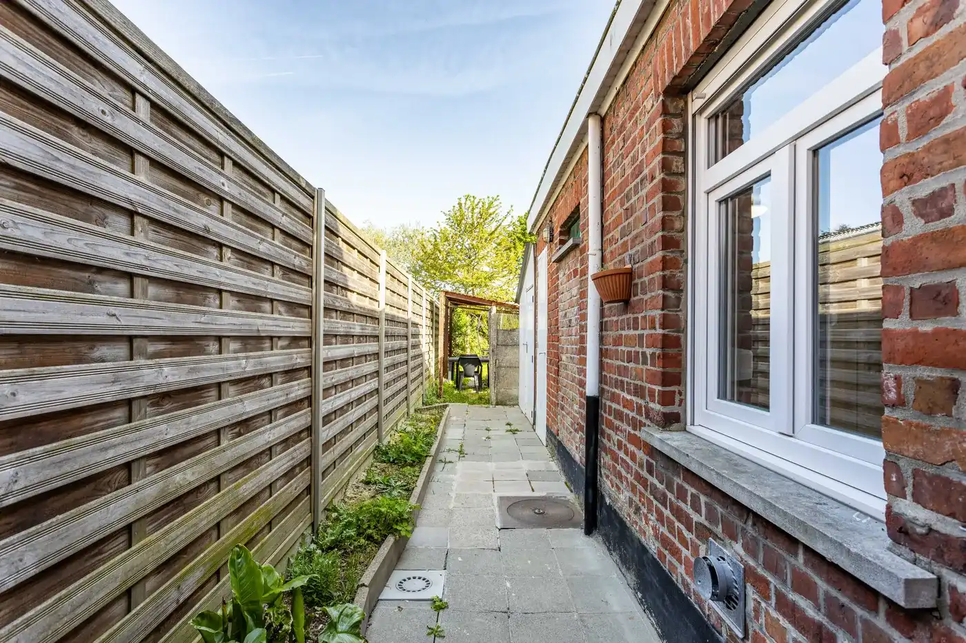 Gezellige woning met tuin in Bissegem  foto 12