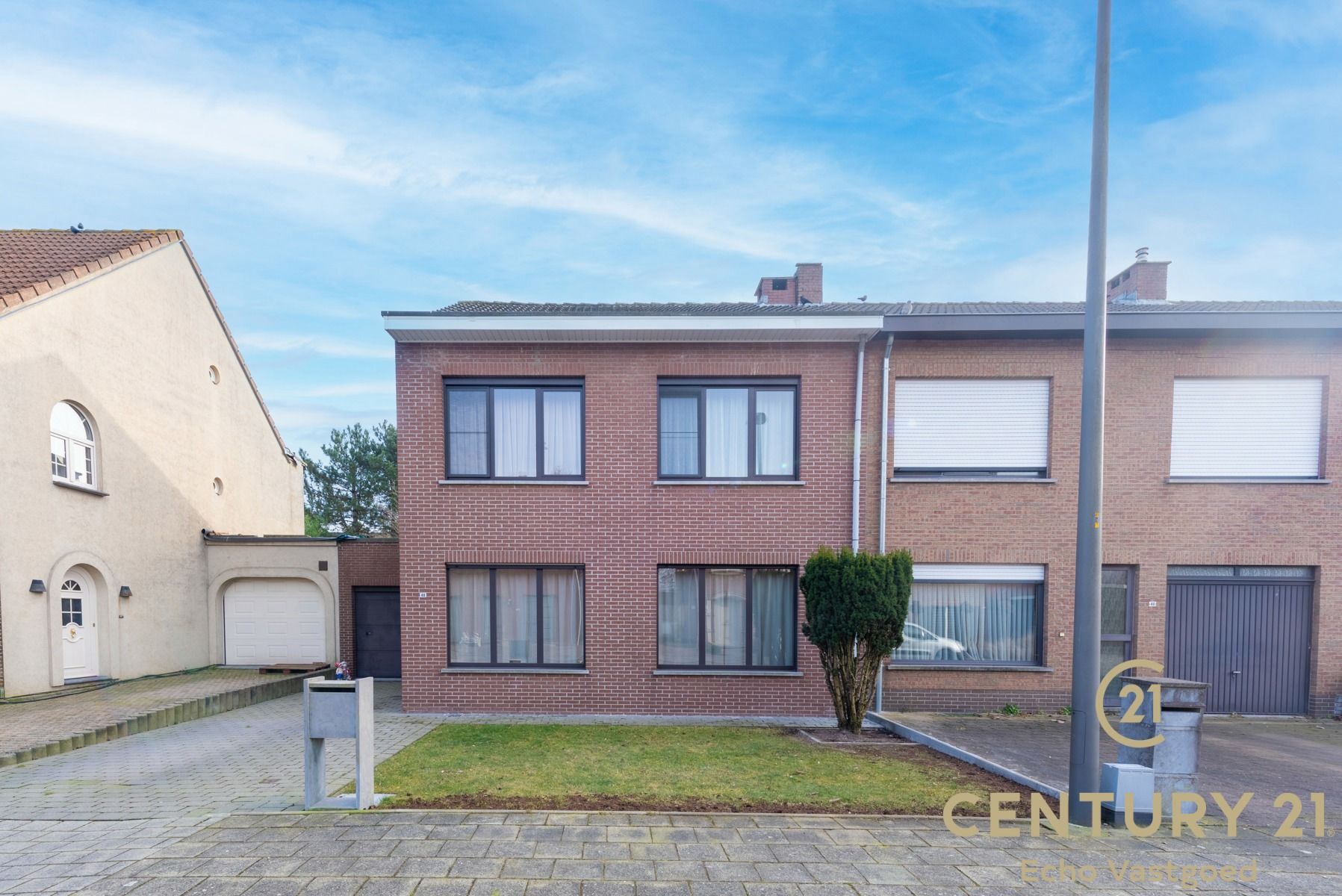 Recent gerenoveerde ruime woning met prachtige tuinlounge foto 29