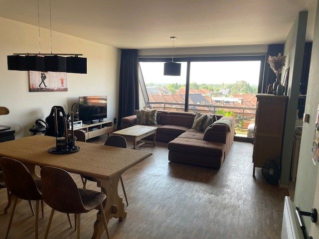 Mooi dakappartement met 2 slaapkamers en terras foto 3