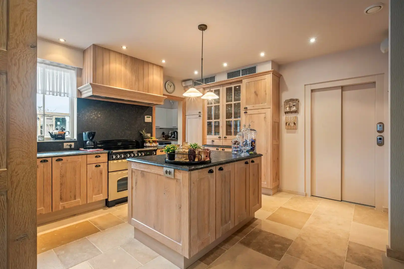 Huis te koop Kunstenlaan 12 - - 8900 Ieper