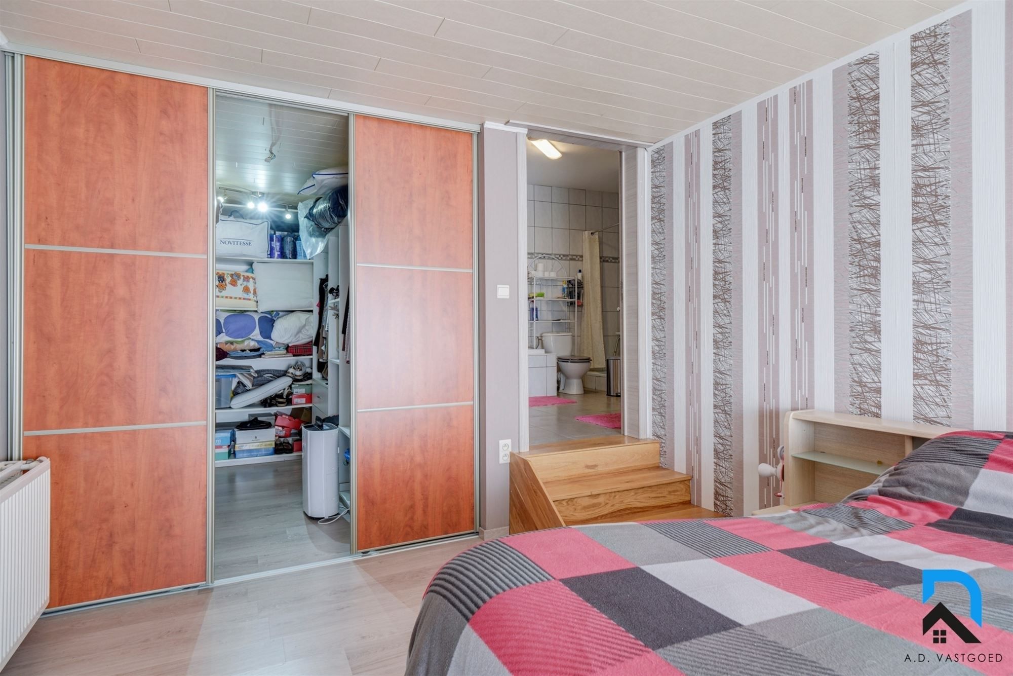 Ruime woning met tuin nabij het centrum van Bilzen foto 14