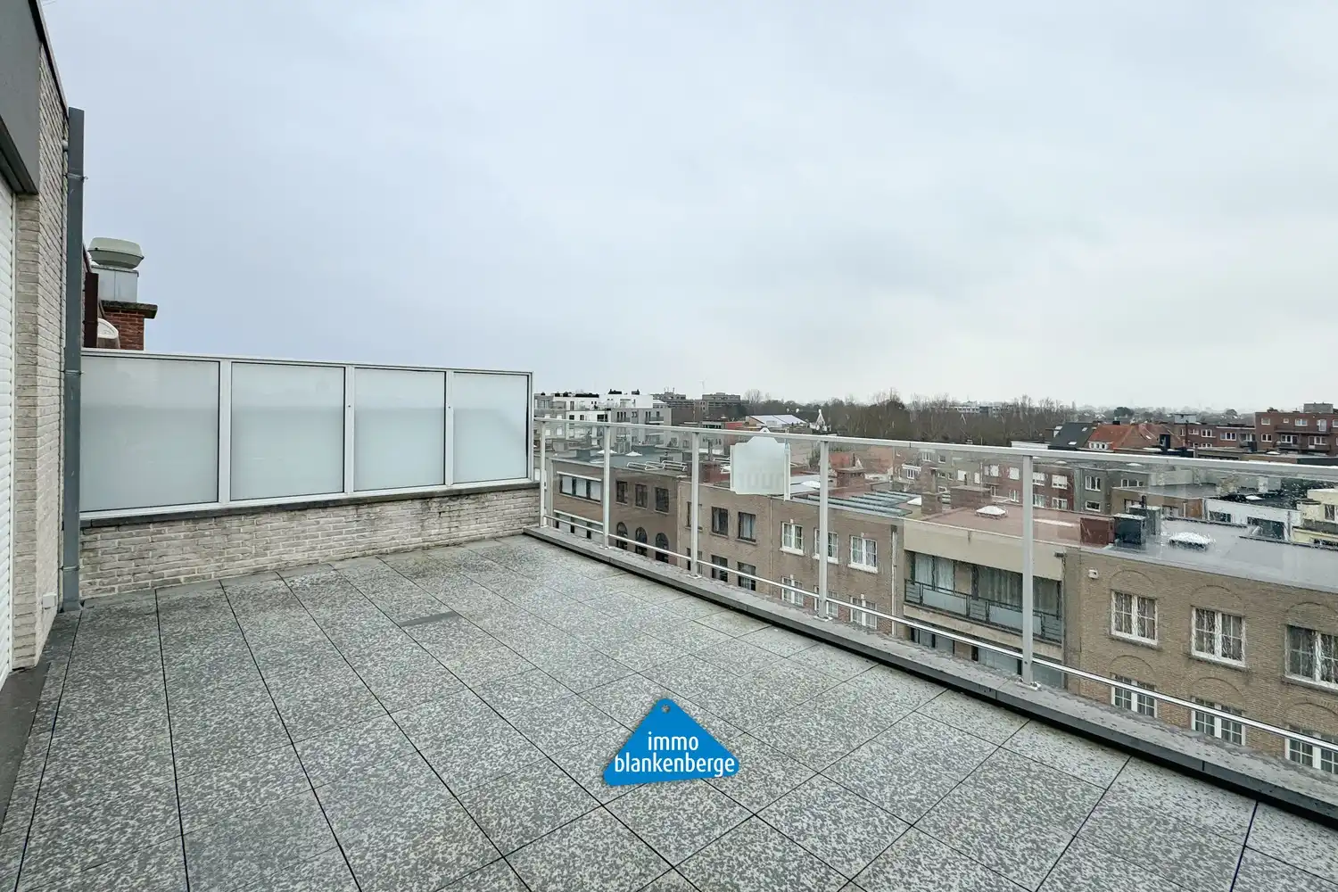 Recent éénslaapkamer-duplex appartement te Blankenberge foto 15