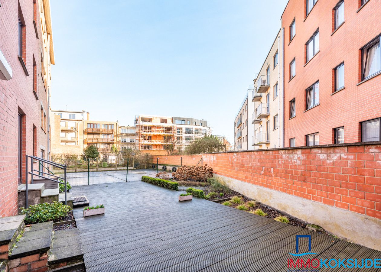 Centraal gelegen gelijkvloers appartement met 2 slaapkamers foto 12